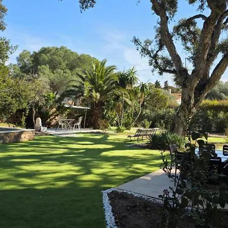 En Famille Ou Entre Amis فيلة *