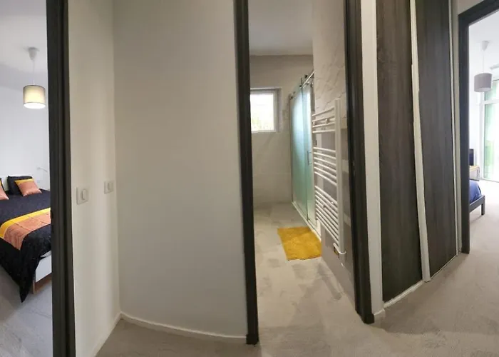 En Famille Ou Entre Amis *