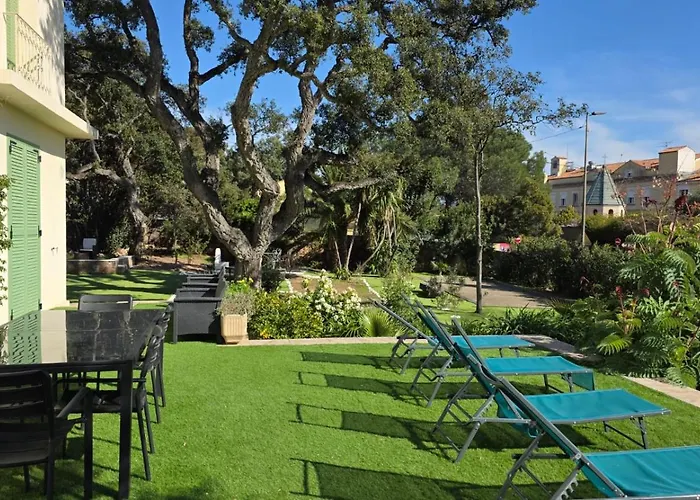 En Famille Ou Entre Amis Saint-Raphaël